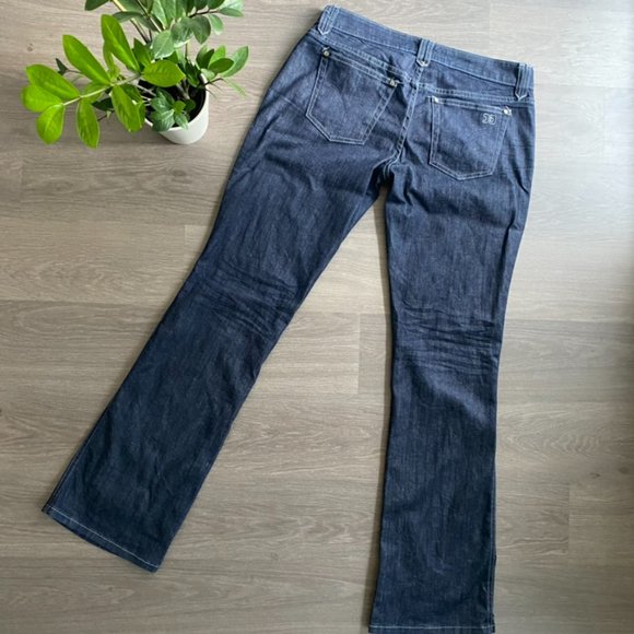 JOE'S Jeans Blue Straight “The Icon” Mid-Rise Jeans - Picture 9 of 12